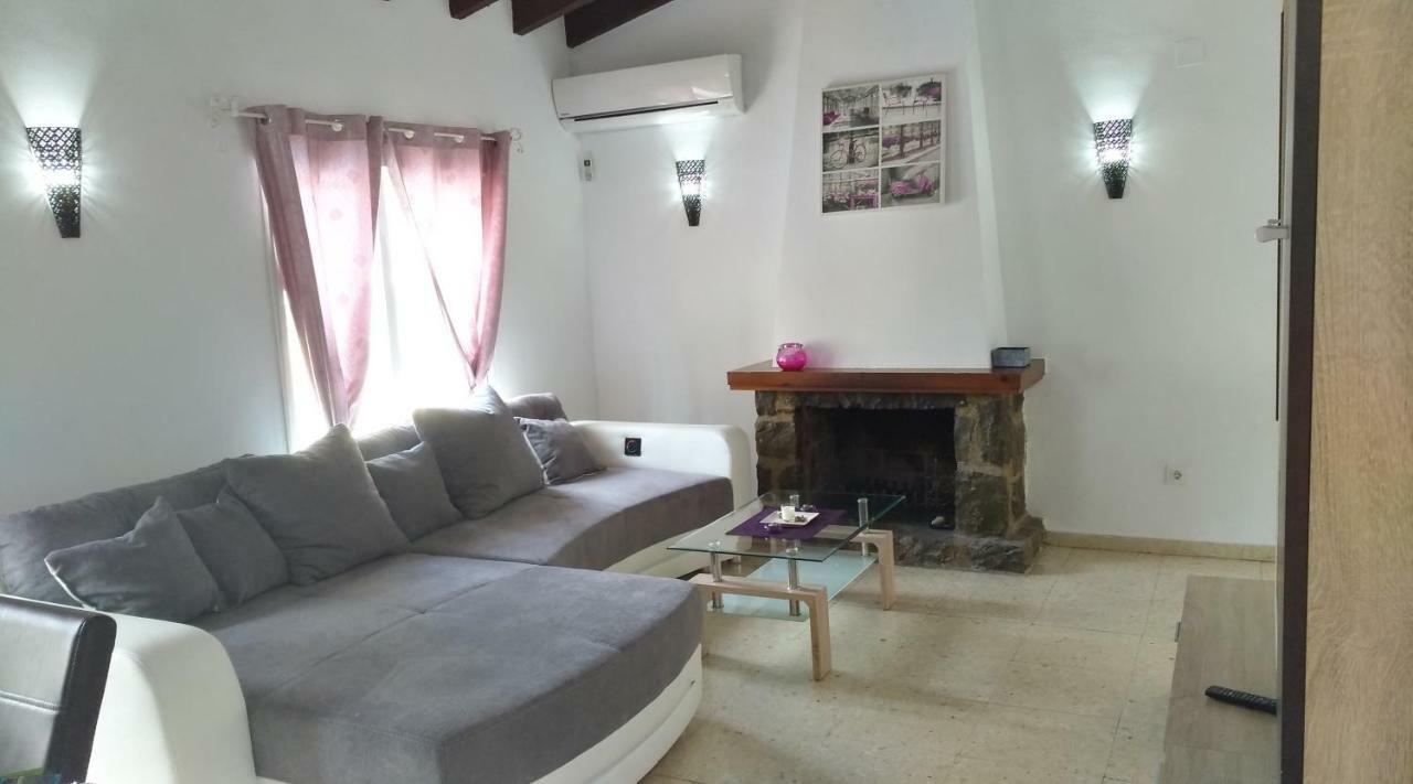 Villa Romeo Calp Exterior foto