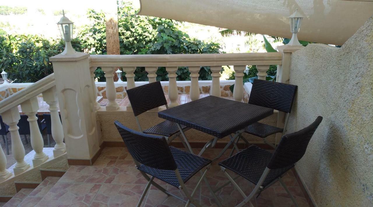 Villa Romeo Calp Exterior foto